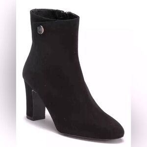 $385 M by Bruno Magli Pascal Black Suede Abobe Ankle Boots 8.5-9 40